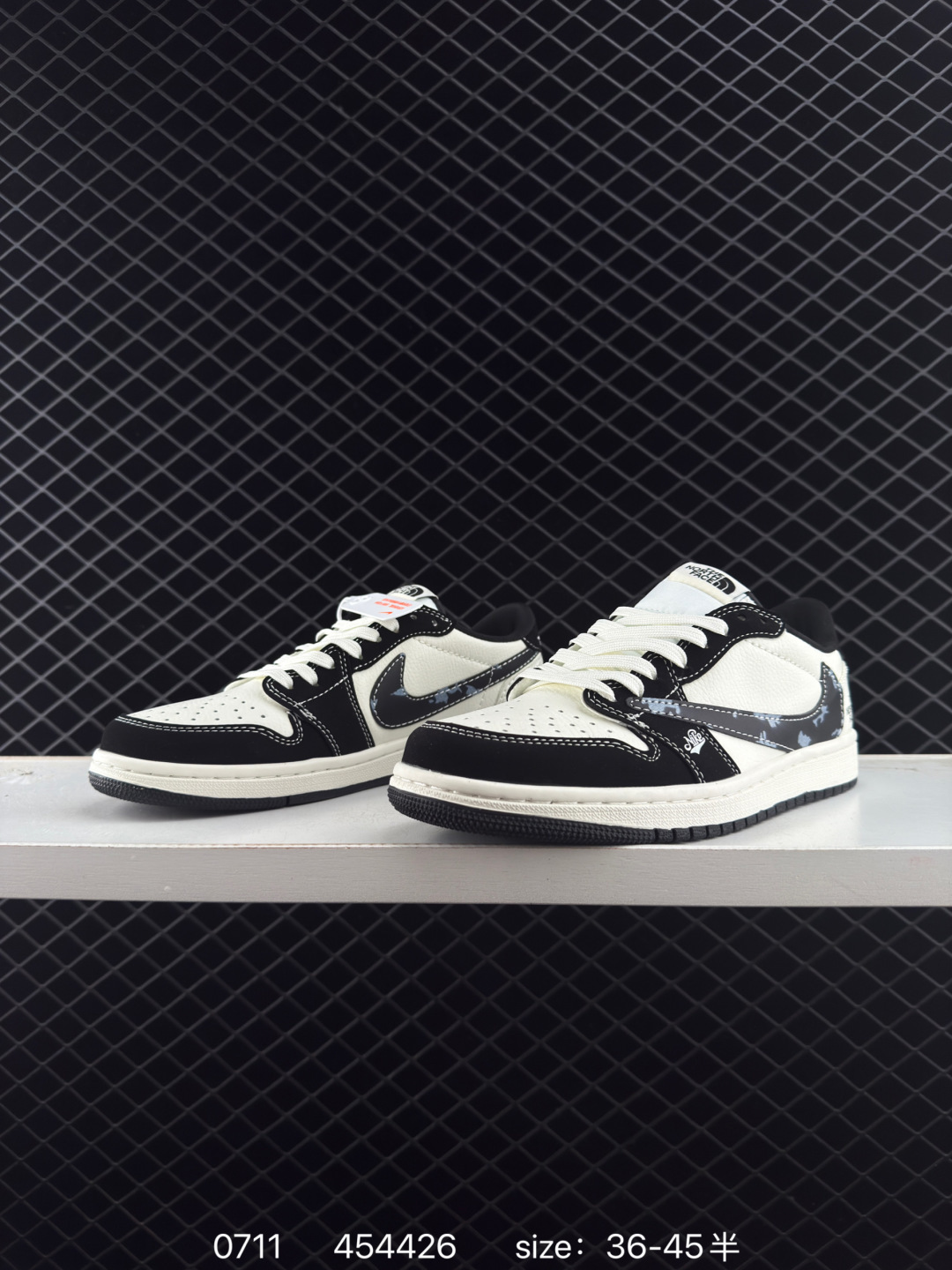 Nike Air Jordan 1 x Travis Scott